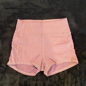 Lululemon in movement short everlux Pink